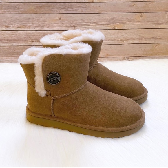 UGG Shoes - UGG Women’s Mini Bailey Snaps Chestnut Suede Boots